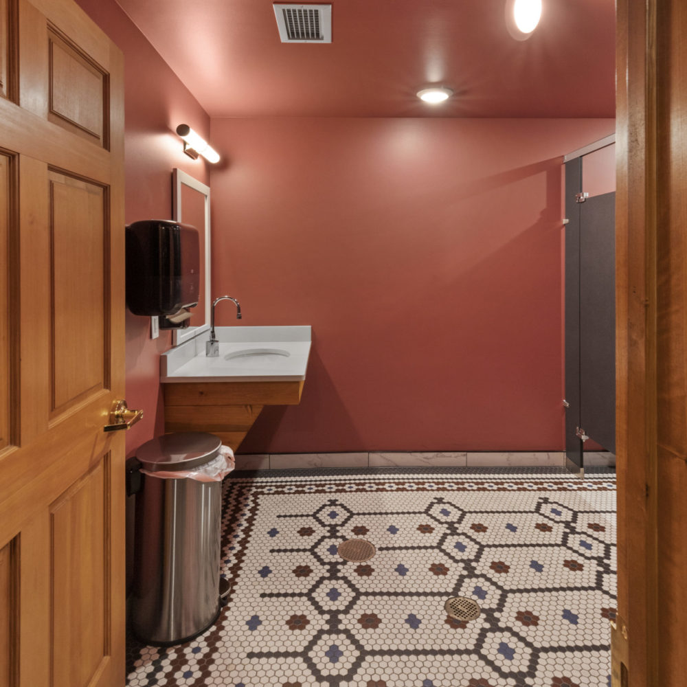 2020_DiamondConstruction_OnBroadway_1920