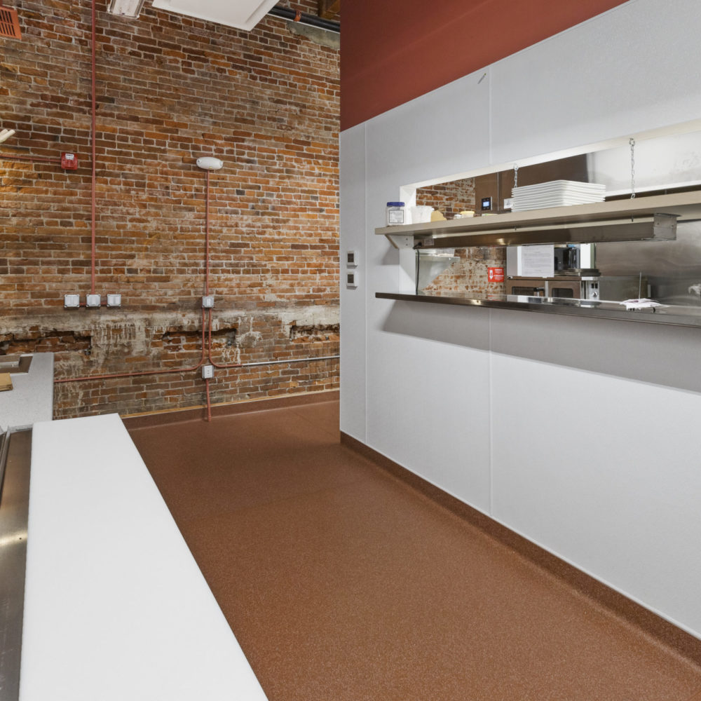 2020_DiamondConstruction_OnBroadway_1987